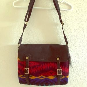 Unique Pendleton laptop case! NWT!